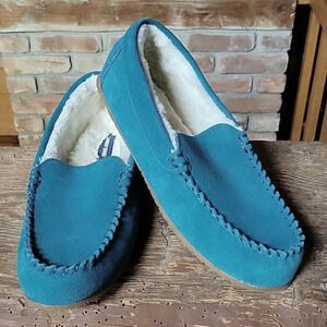 •NEW• LANDS' END SUEDE MOCCASINS